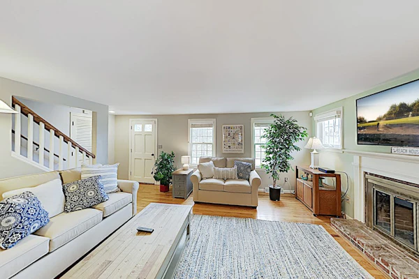 Beautiful Harwich home with large yard near Red River Beach & Main Street fun