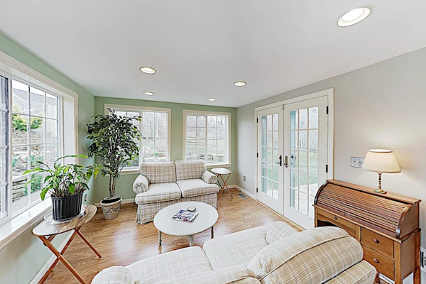 Beautiful Harwich home with large yard near Red River Beach & Main Street fun
