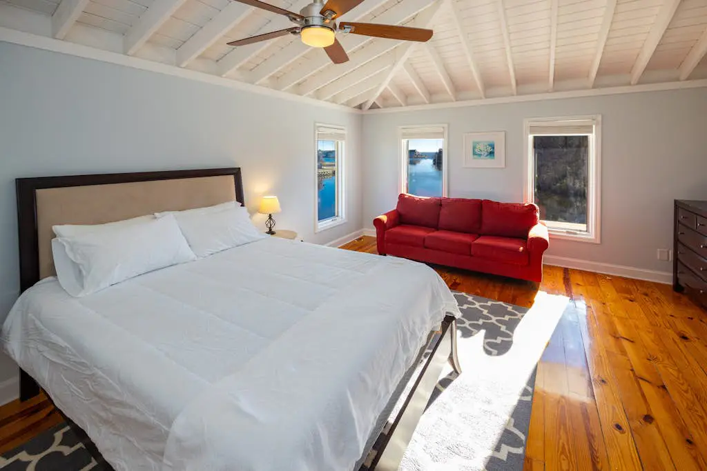 Bay View Beauty