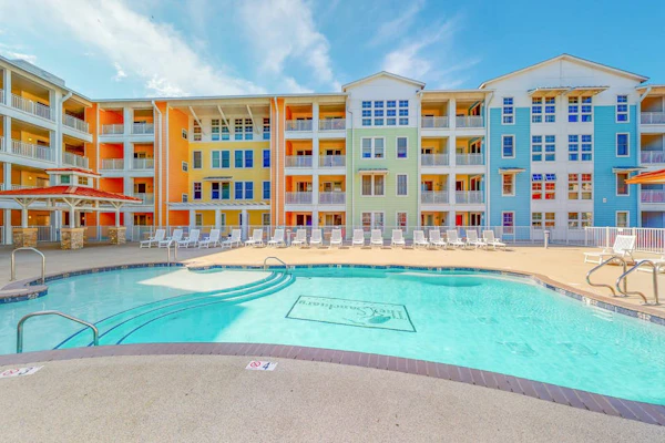Superb oceanfront condo with beachfront balcony, 3 pools, & grills