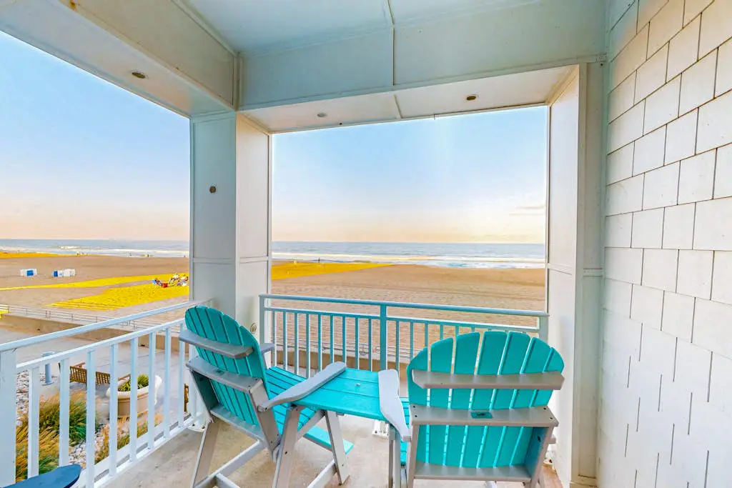 The Sanctuary - Sandy Bottoms B106
