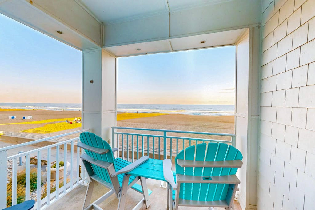 The Sanctuary - Sandy Bottoms B106