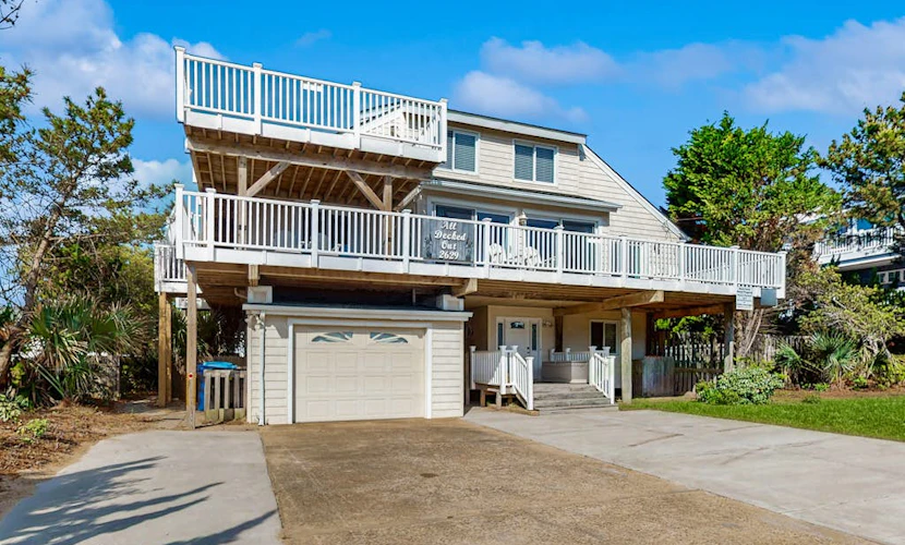 3-story home w/great views of ocean, fenced private pool, and easy beach access