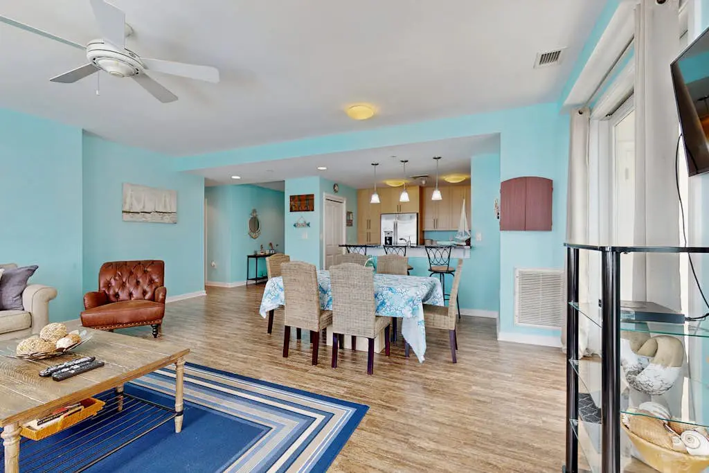 The Sanctuary - Poolview Perch B204