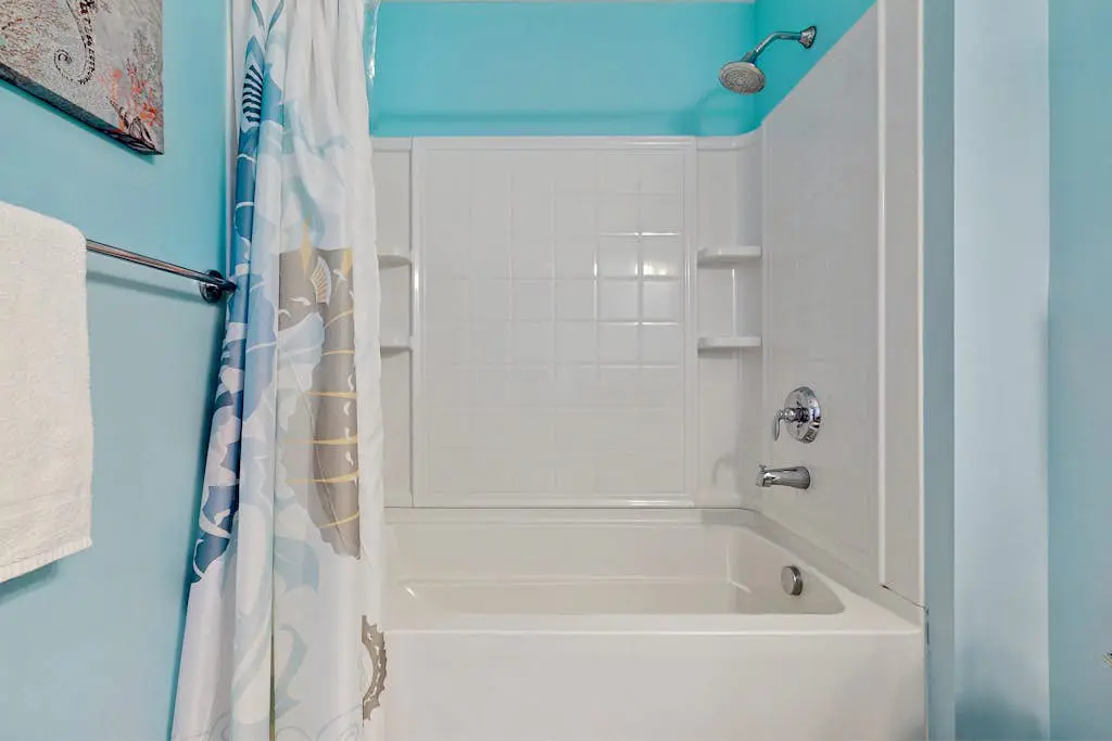 The Sanctuary - Poolview Perch B204