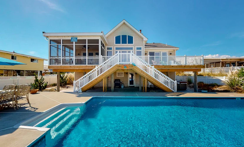 Fantastic oceanfront home w/private pool & hot tub, WiFi, central AC, & deck