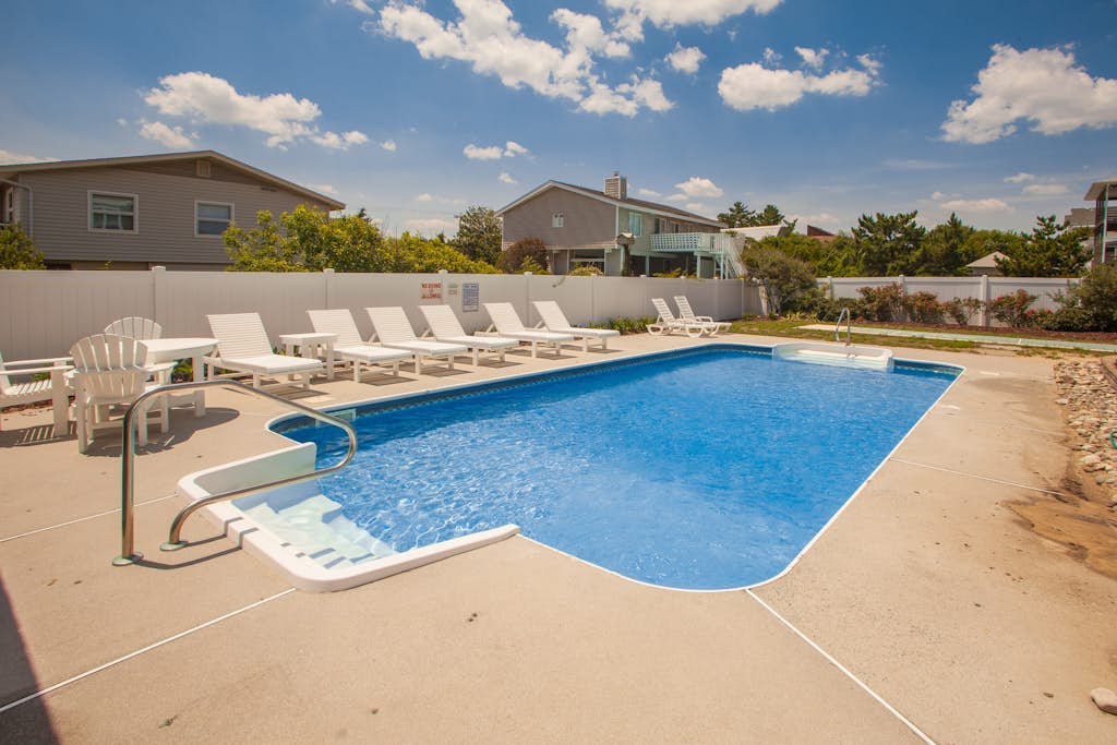 Luxury beach home w/private pool and hot tub, cabana, elevator, & beach access
