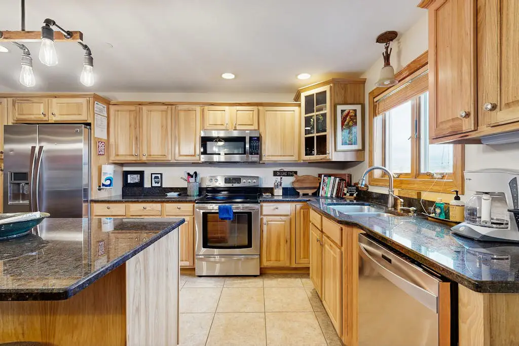 Sunset Condominiums - DNA House