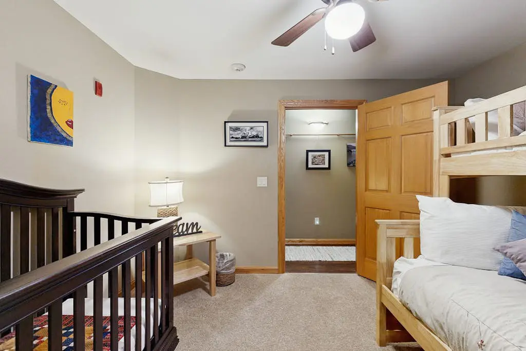 Sunset Condominiums - DNA House
