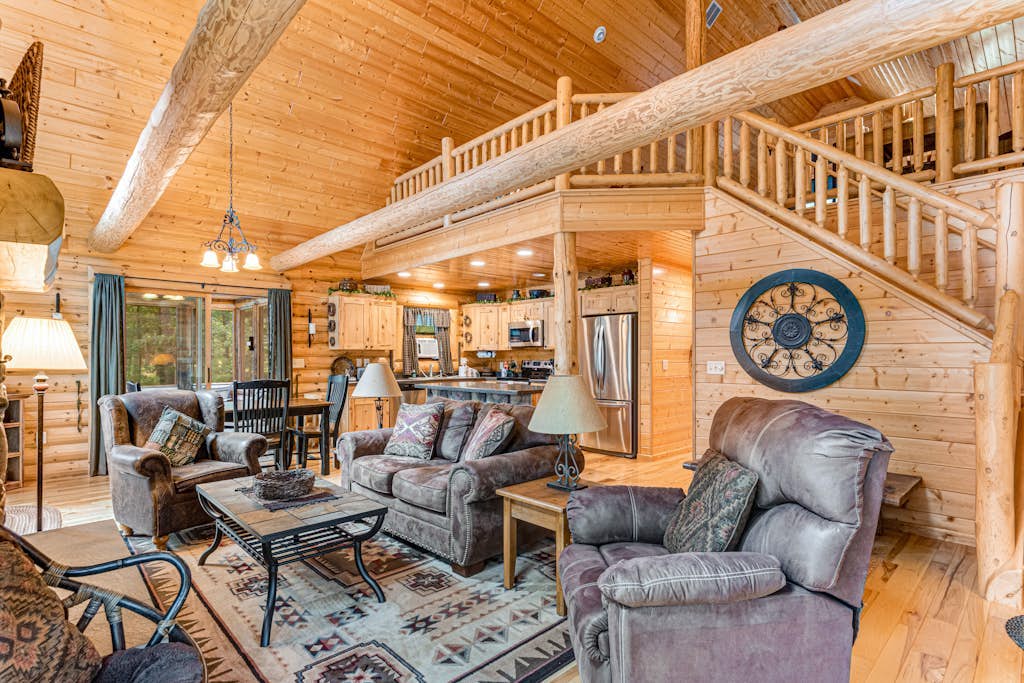 Riverfront cabin with a dock, kayaks and a canoe - firepit and water views
