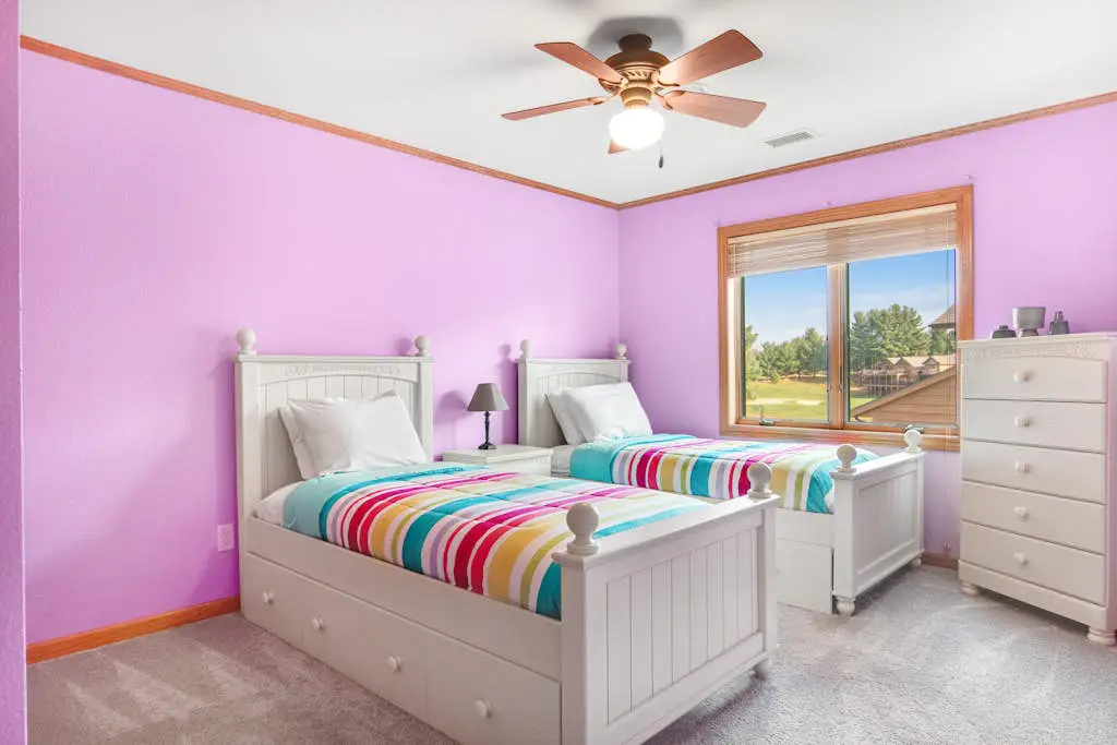 Sunset Condominiums - Castle Rock Retreat