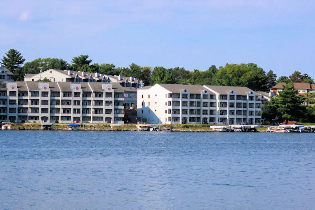 Lighthouse Condo Resort - 204