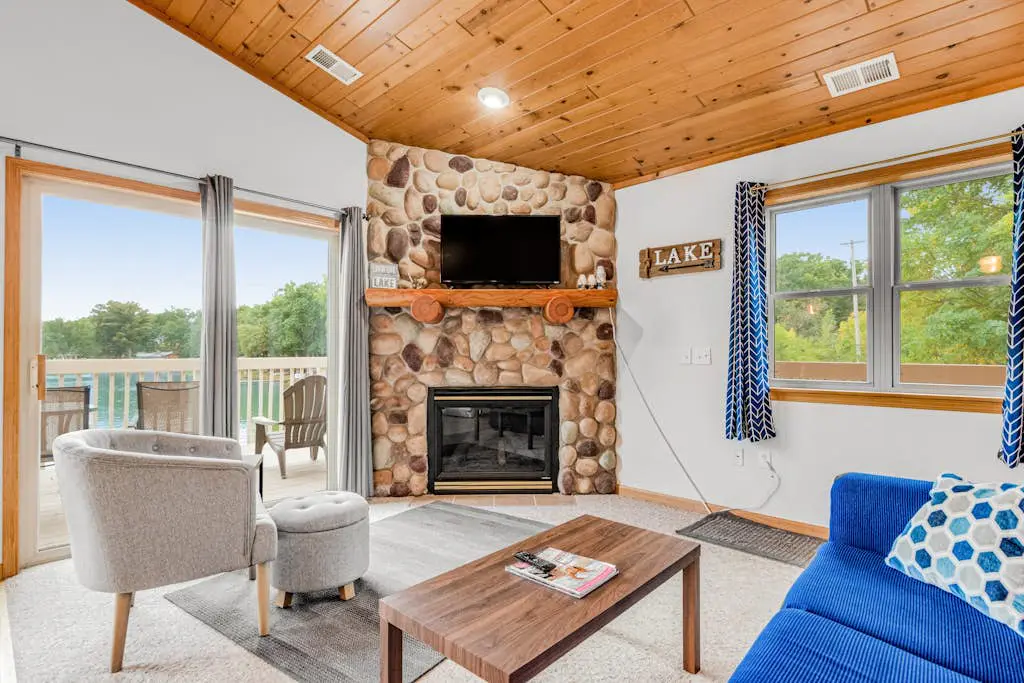 Thunderbird Resort Condo 1040E