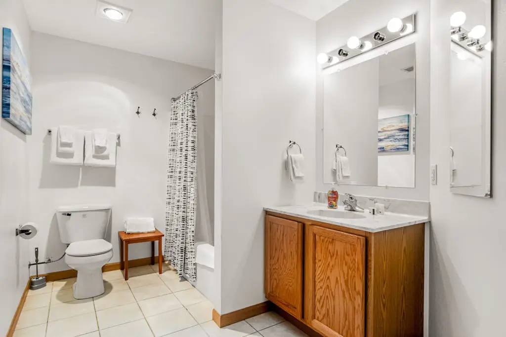 Thunderbird Resort Condo 1040E