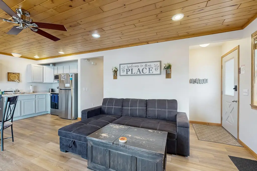 Thunderbird Resort Condo 1040B