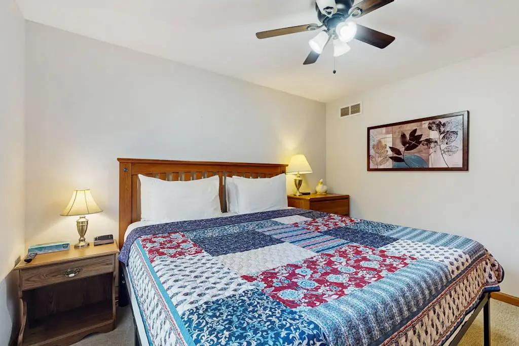 Thunderbird Resort Condo 1040B