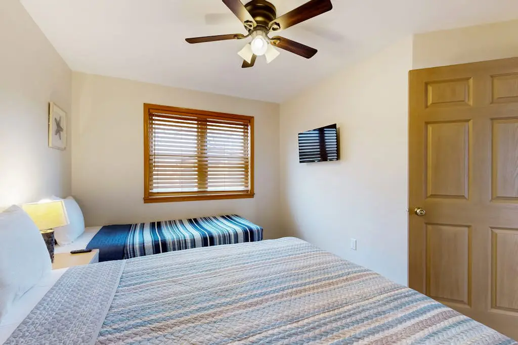Thunderbird Resort Condo 1040B