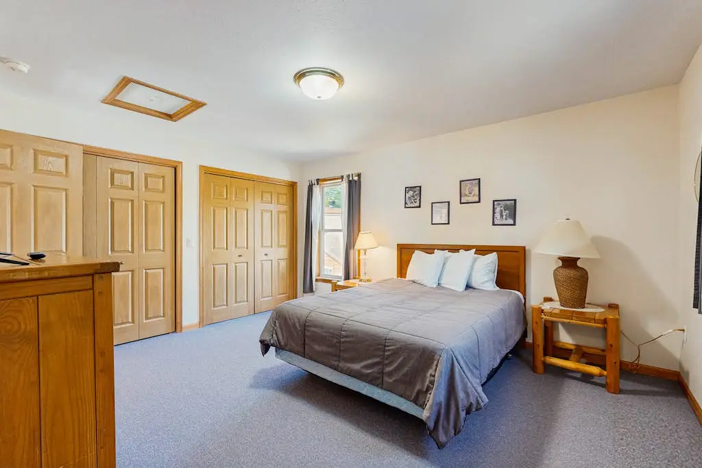 Thunderbird Resort Condo 1050C