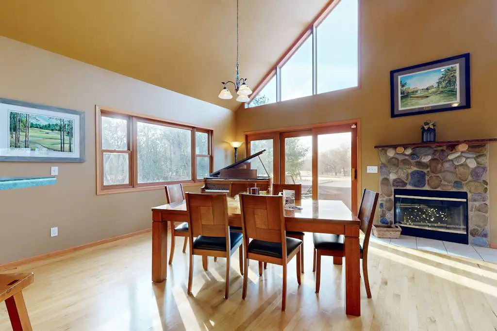 Sand Dunes Lodge