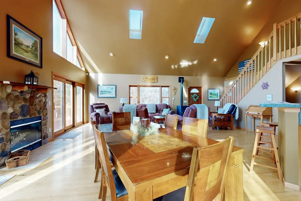 Sand Dunes Lodge