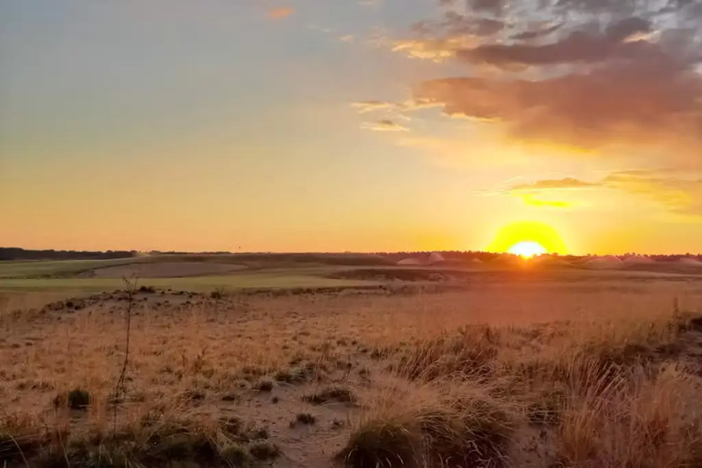 Sand Dunes Lodge