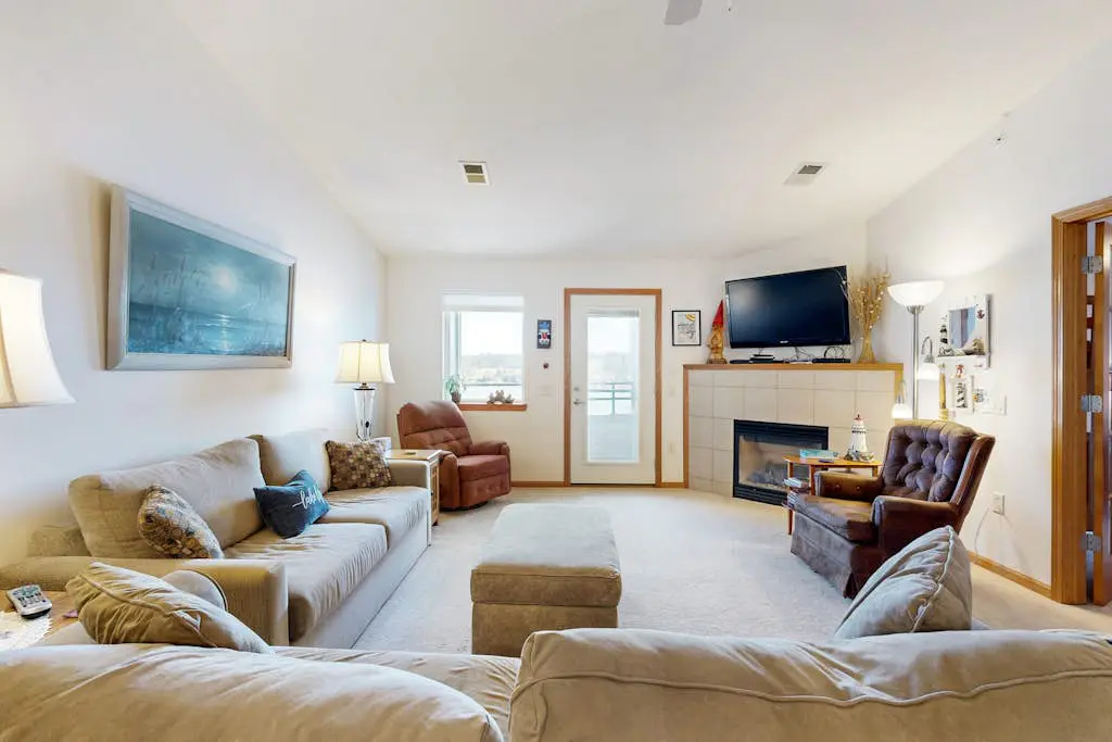 Lighthouse Cove Condo Resort Unit 418