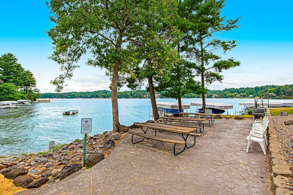 Lighthouse Cove Condo Resort Unit 418