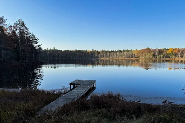 Cozy, Peaceful, Lakefront Retreat with Private Walking trails, Fire pit, & More