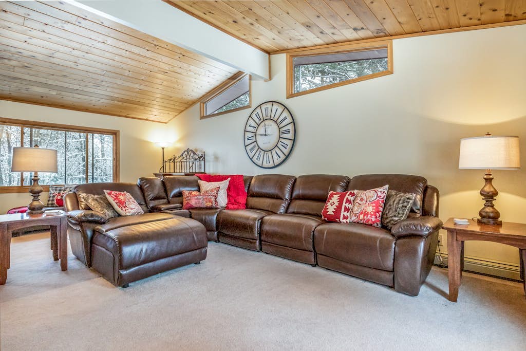 Dog-friendly, lakefront home with dock, kayaks, canoe, bike & fireplace