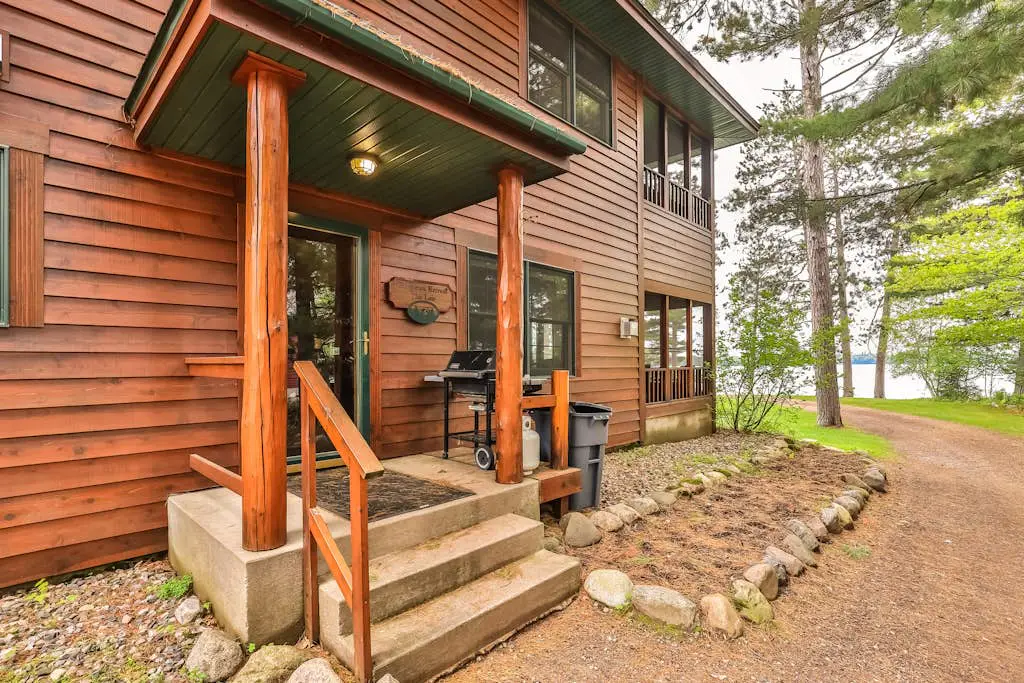 Chippewa Retreat - Lair