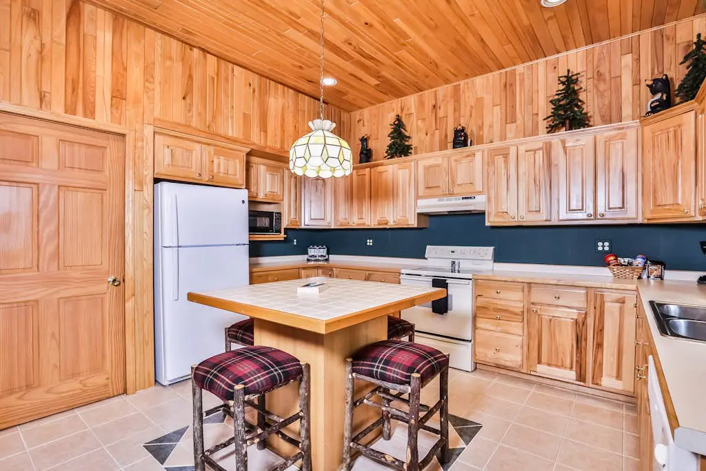 Chippewa Retreat - Lair