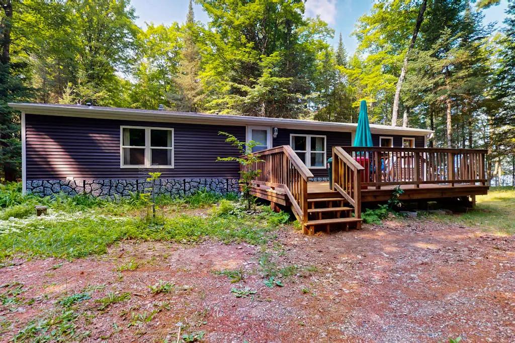 Anvil Lake Hideaway