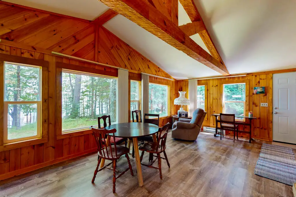 Anvil Lake Hideaway