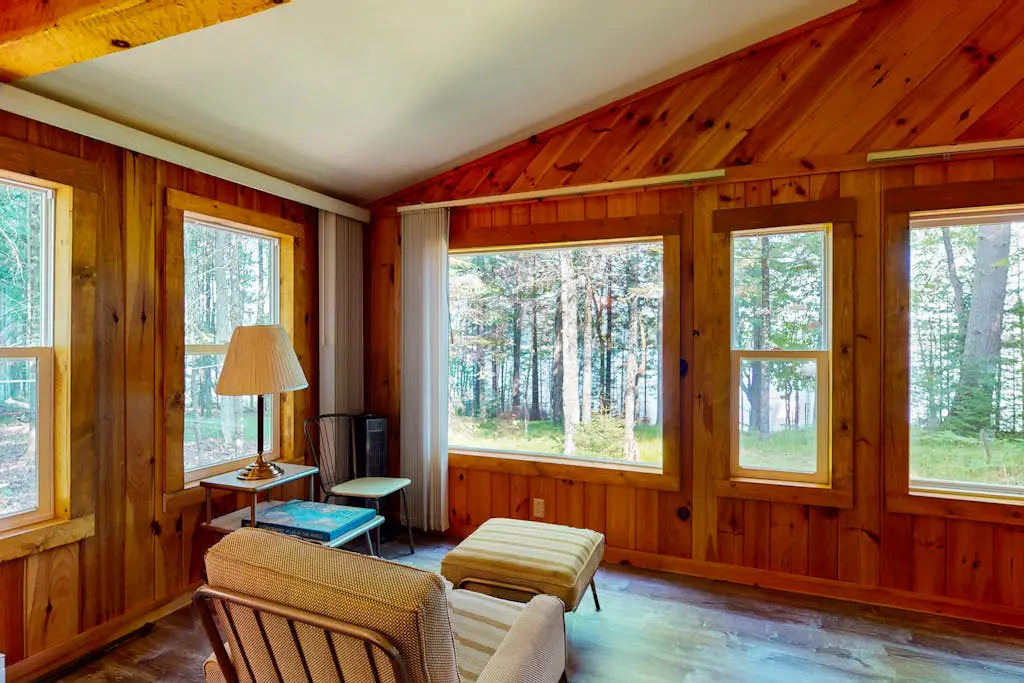 Anvil Lake Hideaway