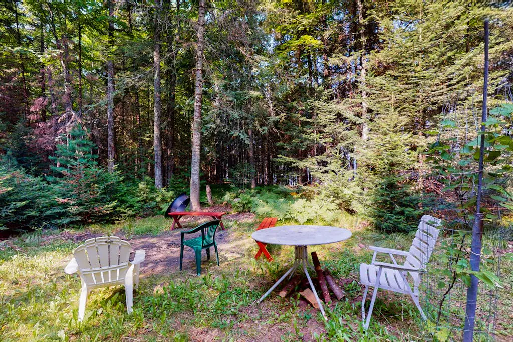 Anvil Lake Hideaway