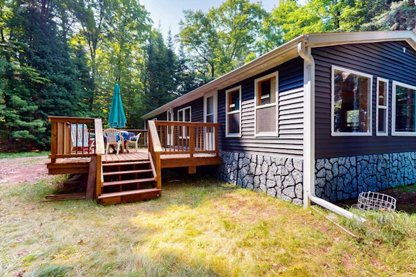 Serene Lakefront Home w/ dock, gas grill, fire pit, WIFI, on ATV trail