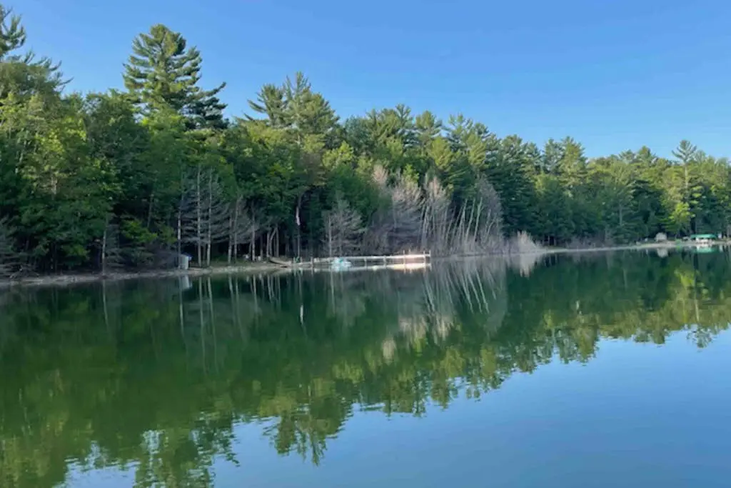 Anvil Lake Hideaway