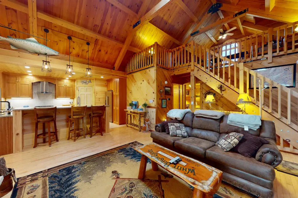 The Lodge on Booth Lake