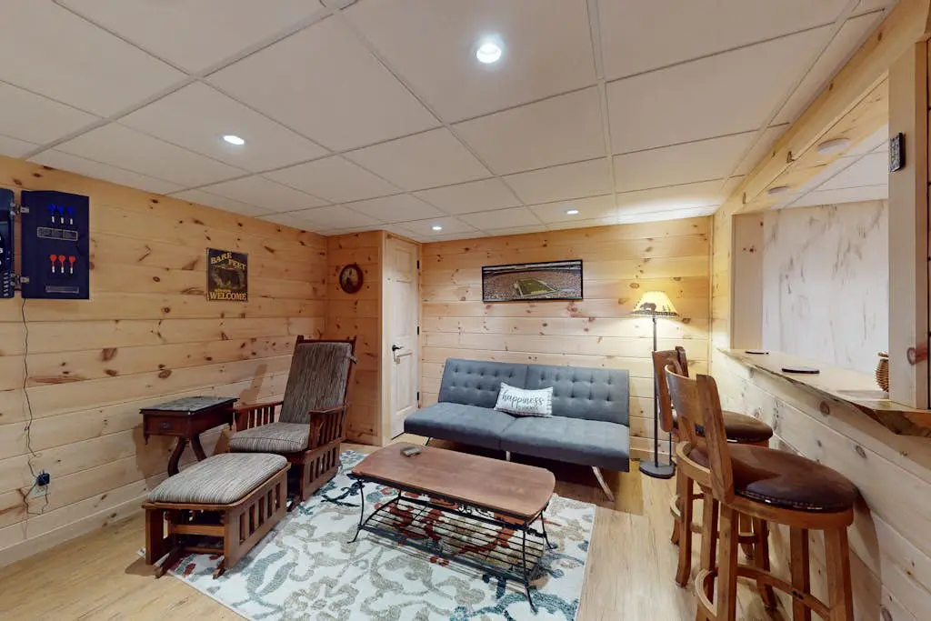 The Lodge on Booth Lake
