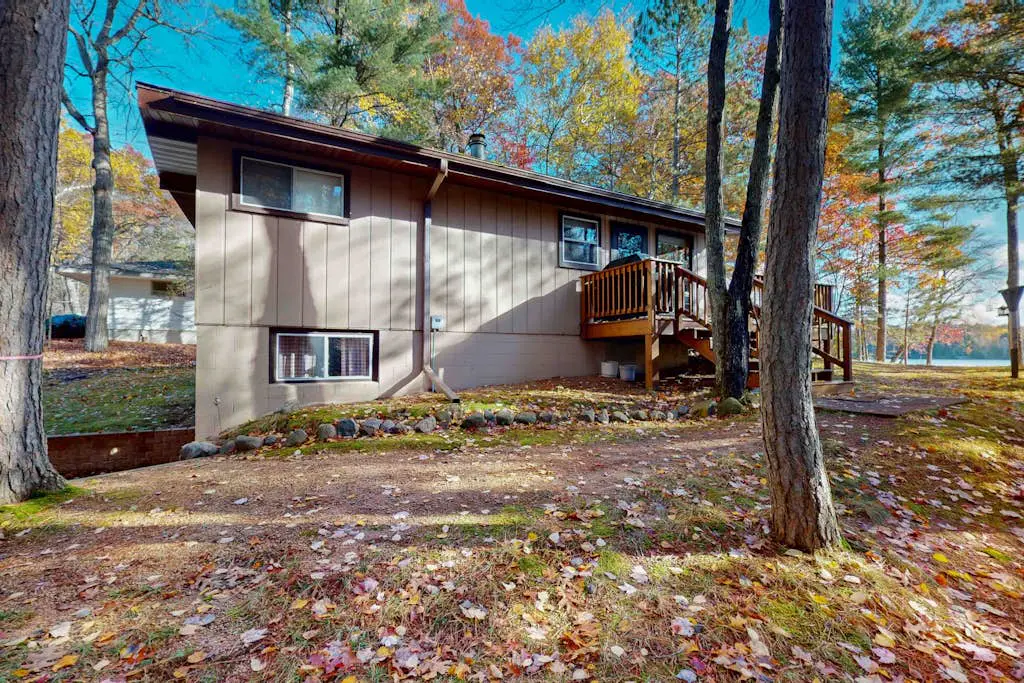 Loons Nest on Bass Lake