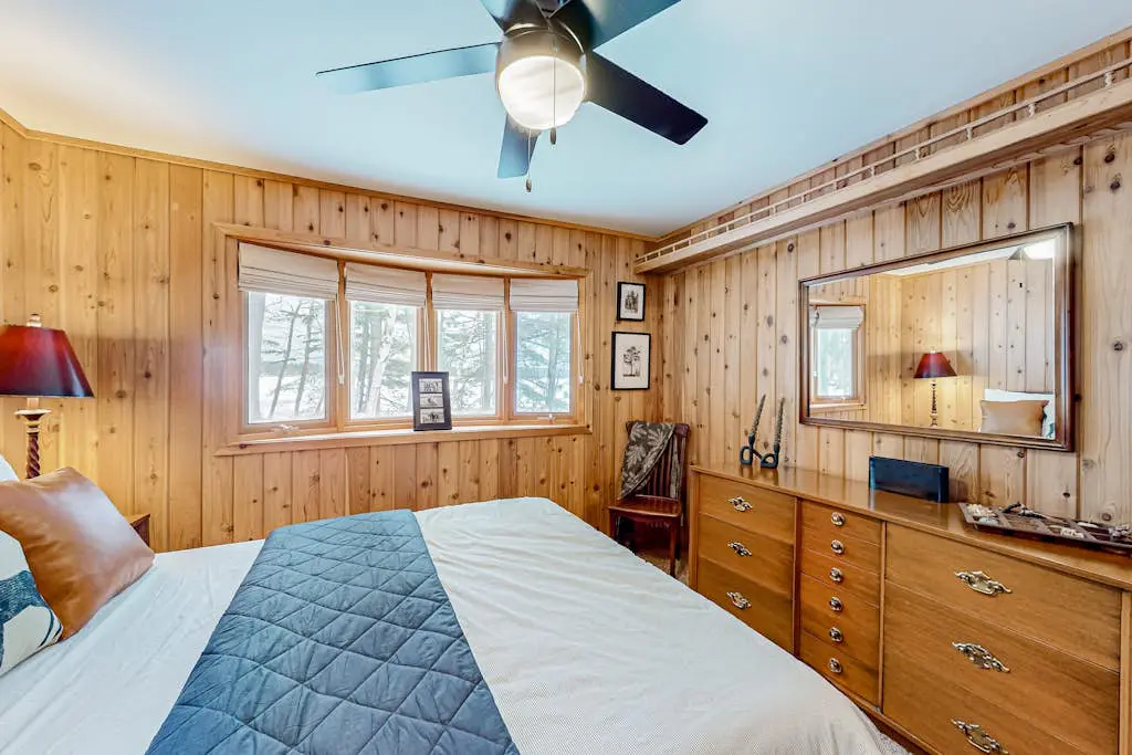 Stormy Point Cabin