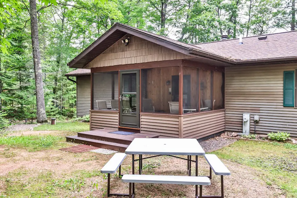 Lake Escape Hideaway