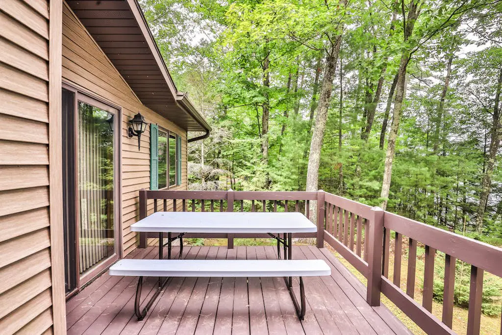 Lake Escape Hideaway