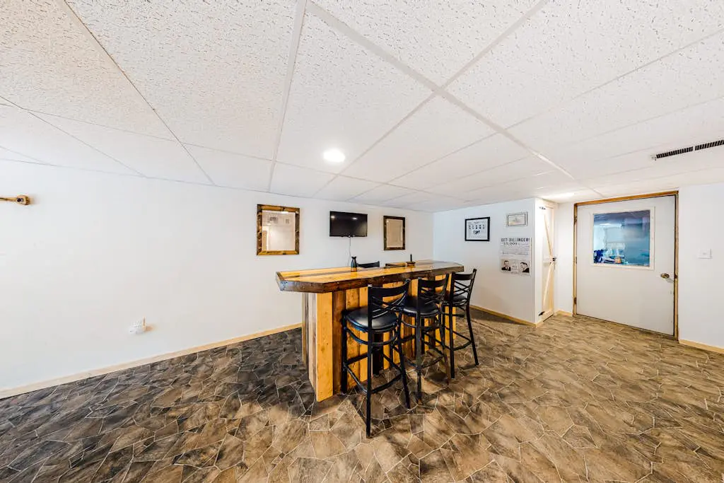 Mitten Lake Retreat