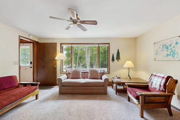 Lovely, family-friendly home w/ a patio, balcony, forest views, & river access