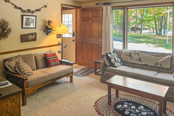 Cheerful Condo w/ Private Patio, Shared Tennis, Basketball, and Game Room