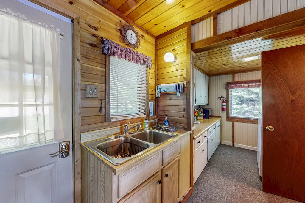 Catfish Cottage A
