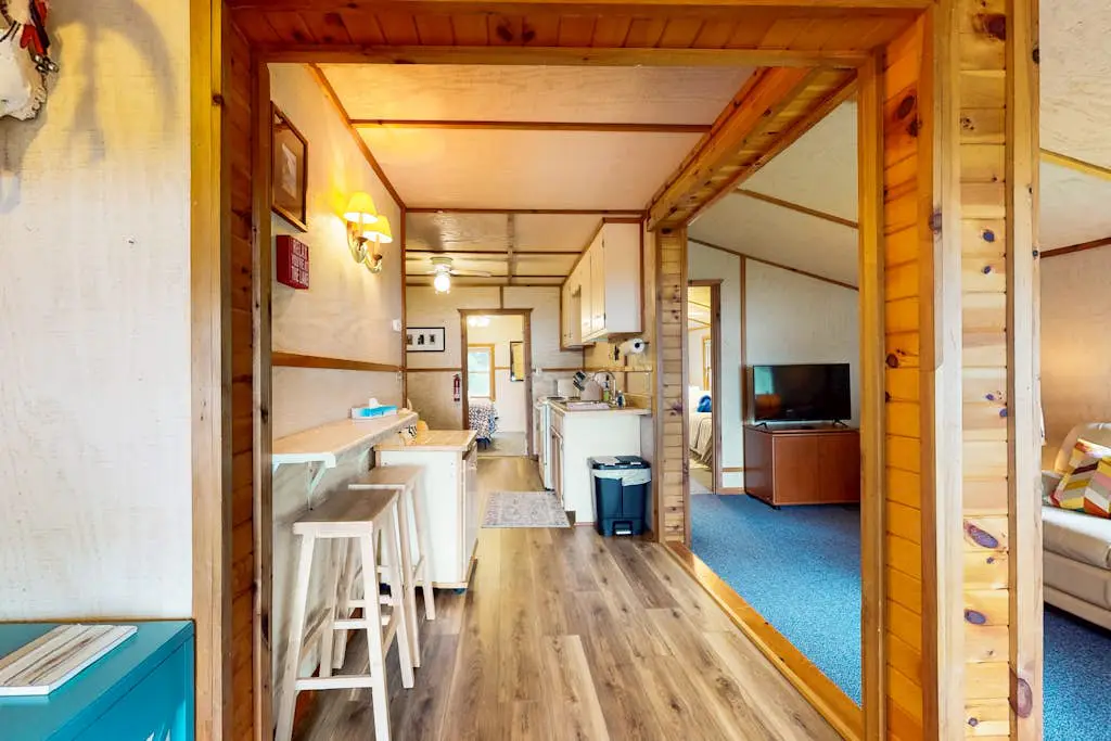 Catfish Cottage B