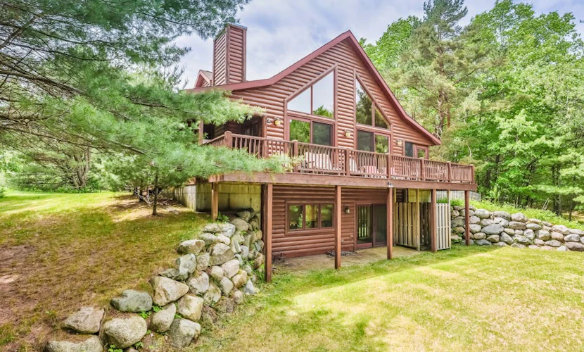 Secluded lakefront cabin with deck, dock, kayak, canoe, & WiFi