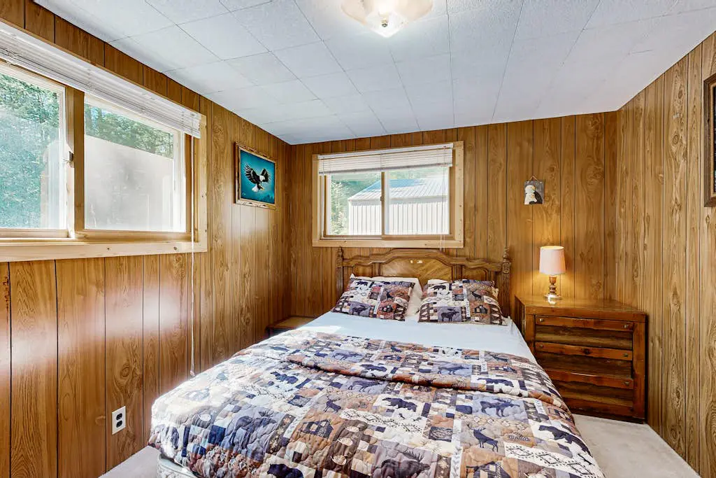 Quaint Northwoods Escape